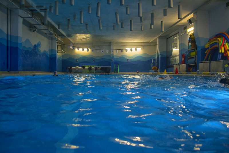 La prima piscina coperta ad Ostia, anno 1977